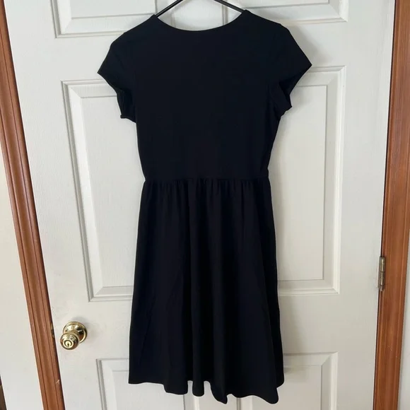 Pact Organic Fit & Flare Crossover Dress Black Small - Picture 5 of 5